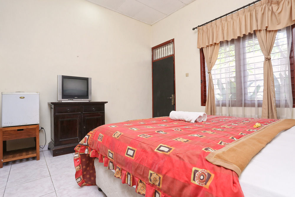 Kedin'S Inn Seminyak  Ngoại thất bức ảnh